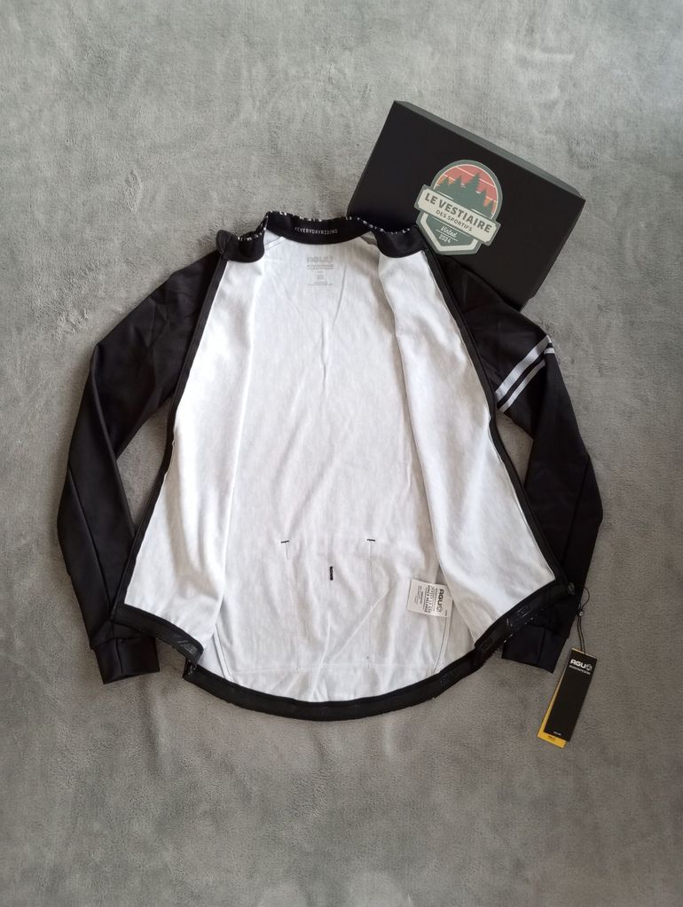 Used AGU essential jersey black Melange femme Taille XS bike — image 5 of 6