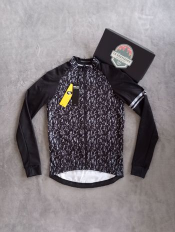 Used AGU essential jersey black Melange femme Taille XS bike