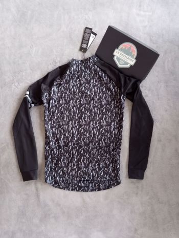 Used AGU essential jersey black Melange femme Taille XS bike — image 3 of 6