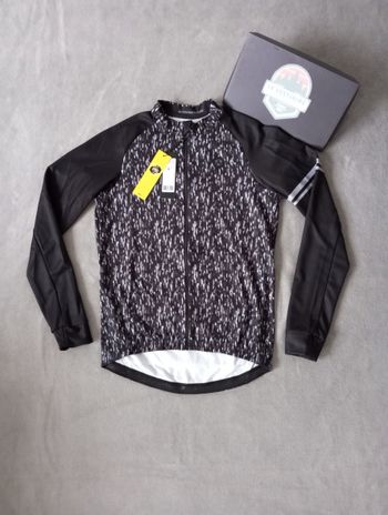 Used AGU Essential Jersey Black Melange Femme Taille M bike