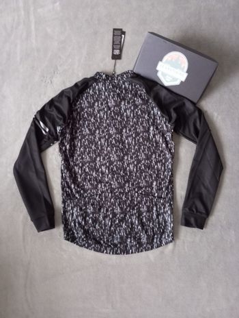 Used AGU Essential Jersey Black Melange Femme Taille M bike — image 3 of 6