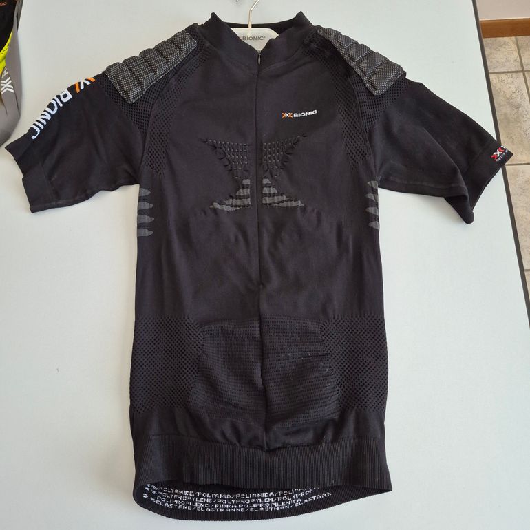 Used x-bionic Maglia Ciclismo Uomo bike — image 1 of 3