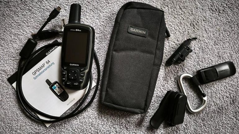 Used Garmin GPSMAP 64st bike — image 2 of 5