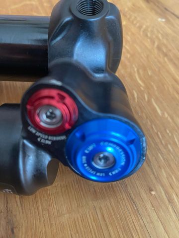 Fox FLOAT X2 Rear Shock 2025 Rear Suspension d'occasion
