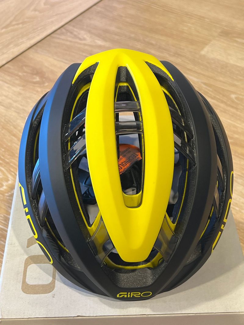 Tweedehands Giro Aries Spherical Helmet 2025 Cycling Accessories