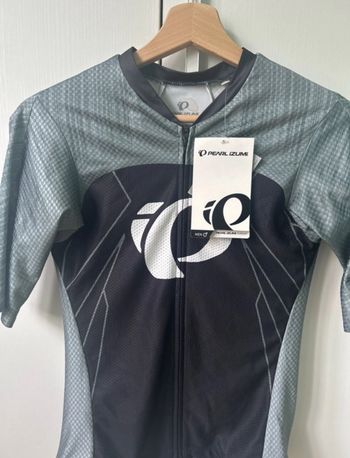 Used Pearl Izumi Maglietta Ciclista bike — image 10 of 11