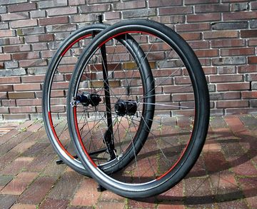 Używany Tune LSD fluo red/white King-Kong MCFK 25/1330g Wheels