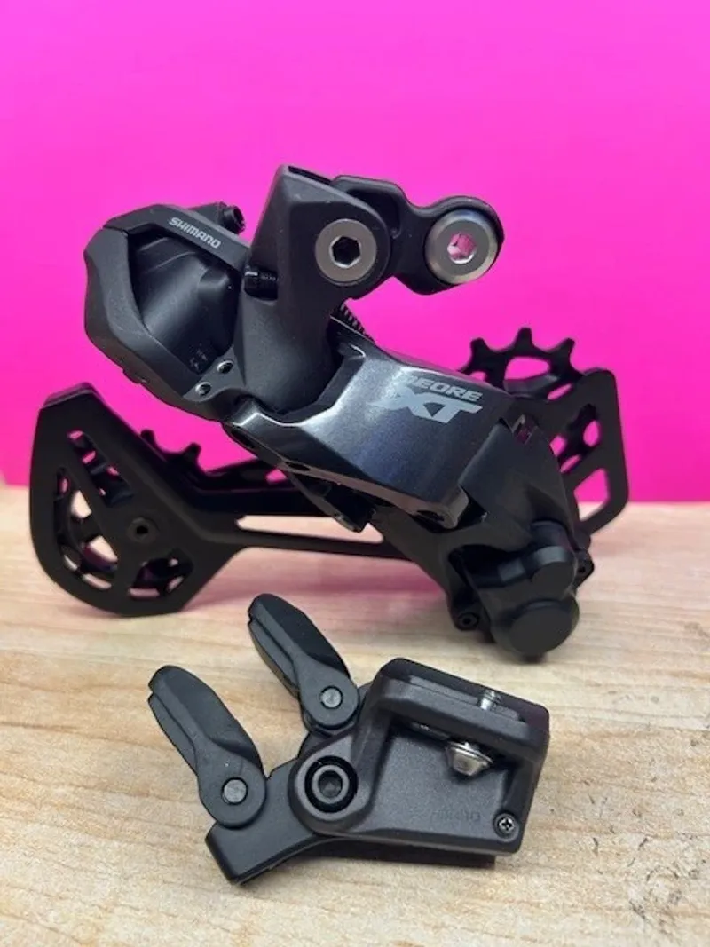 Used Shimano Deore XT Di2 M8150 E-bike Shifter & Derailleur 2025 Drivetrain & Pedals