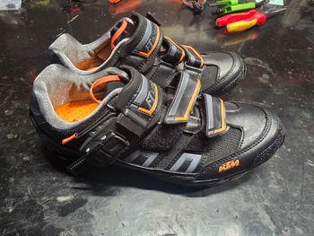 Used Ktm FT Factory Enduro Shoes 2025 bike — image 2 of 6