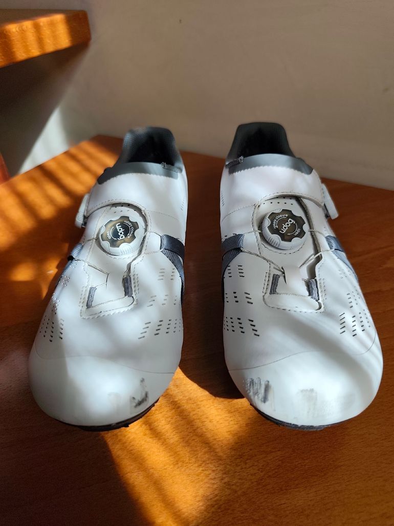 Used Underground Products Cento Road Cycling Shoes White 44 2024 bike — image 1 of 6
