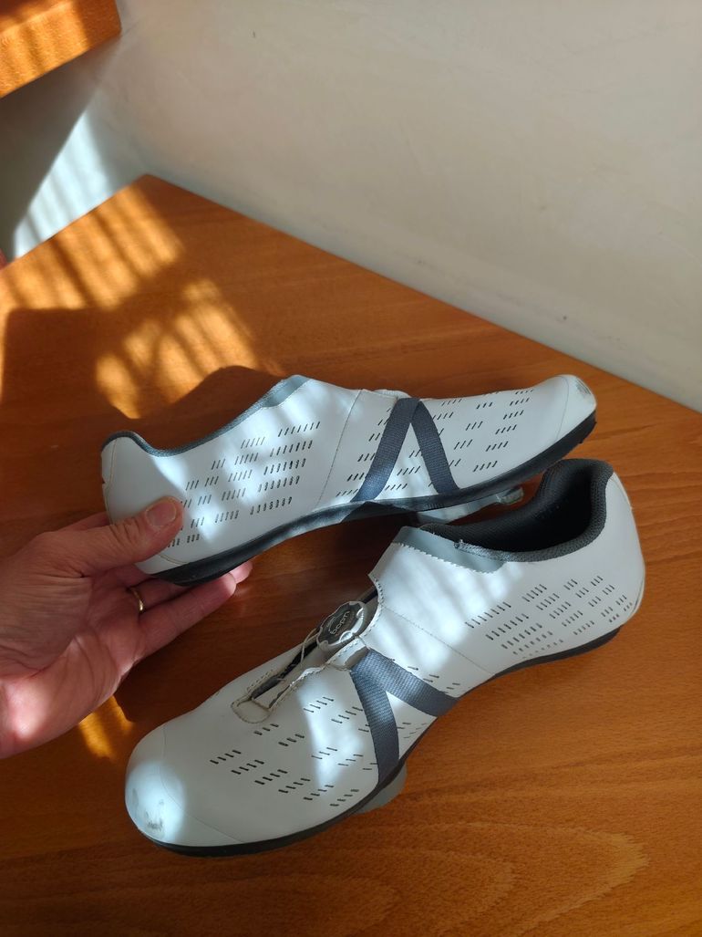 Used Underground Products Cento Road Cycling Shoes White 44 2024 bike — image 4 of 6