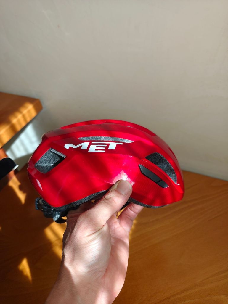 Used MET Vinci MIPS Helmet 2025 bike — image 2 of 6