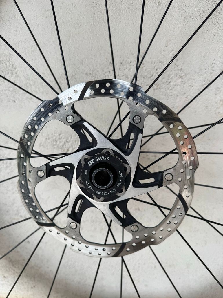 Used Dt Swiss Roue Avant bike — image 4 of 5