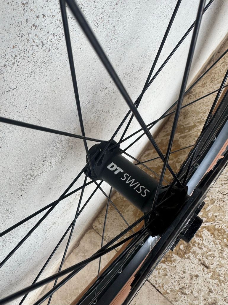 Used Dt Swiss Roue Avant bike — image 5 of 5