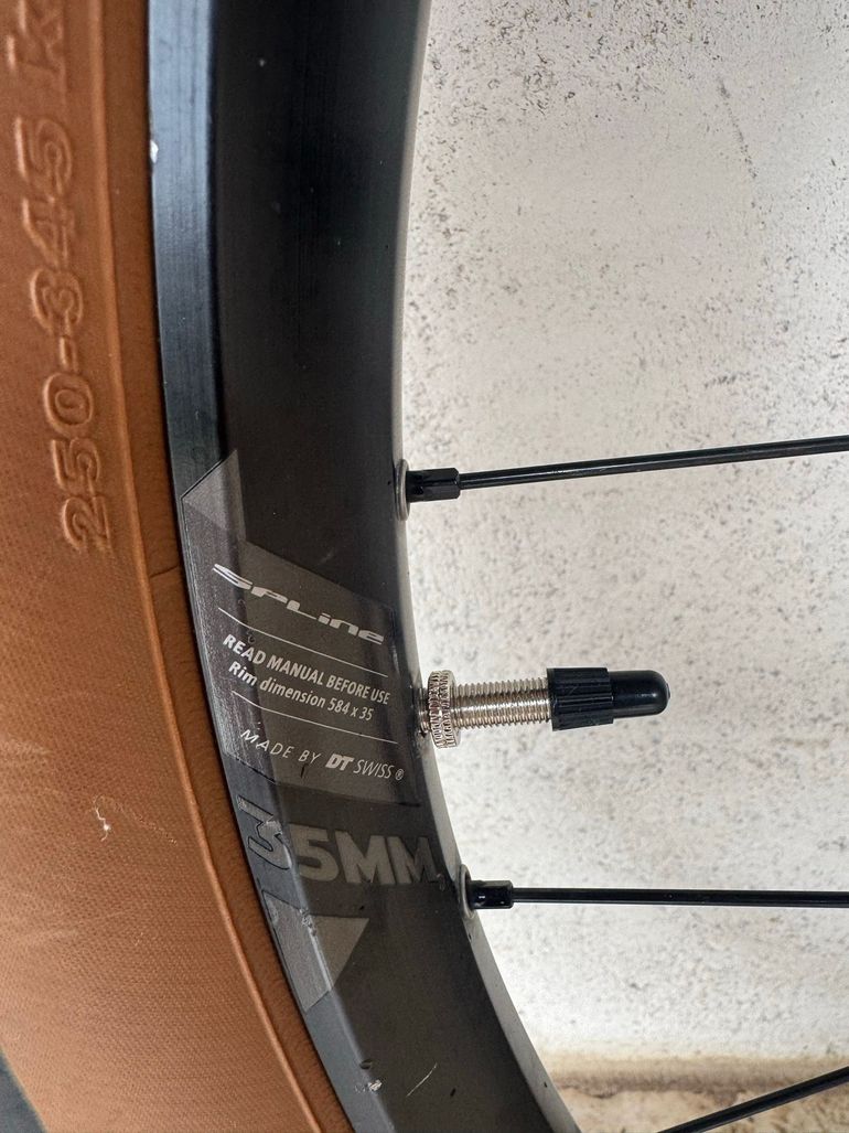 Used Dt Swiss Roue Avant bike — image 2 of 5