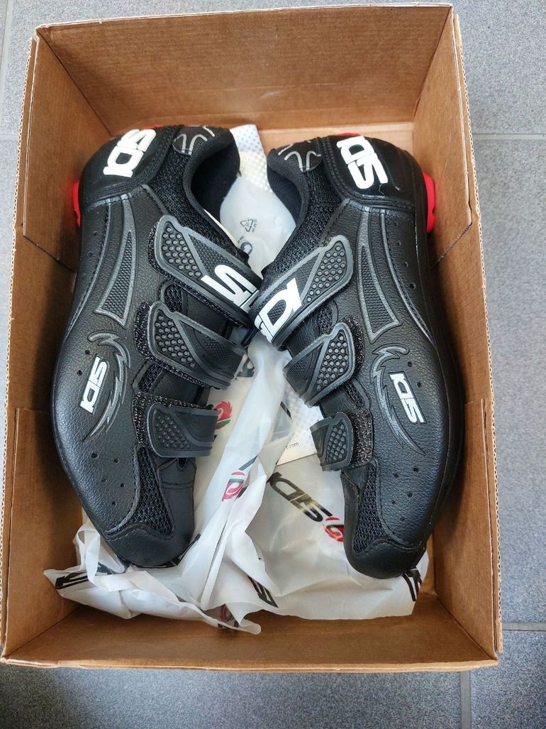 Used Sidi Zephyr bike — image 2 of 5