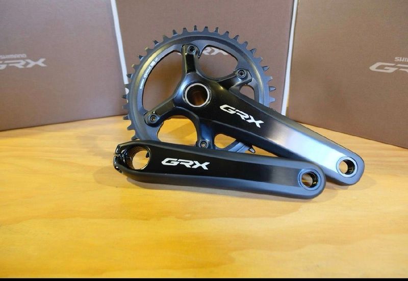 Shimano GRX Di2 12-speed 2025 bike usato — immagine 6 di 8