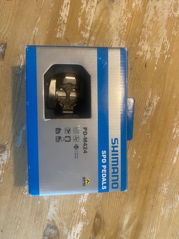 Used Shimano PD-M424 SPD Pedals 2023 bike — image 5 of 6
