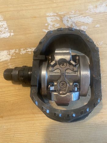 Used Shimano PD-M424 SPD Pedals 2023 bike — image 3 of 6