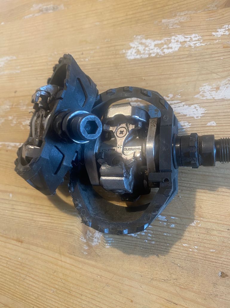Used Shimano PD-M424 SPD Pedals 2023 bike — image 2 of 6