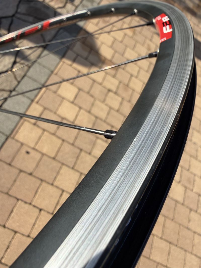 Used Ffwd F2A Wheelset 2014 bike — image 9 of 11