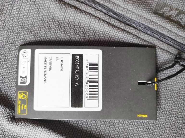 Used Mavic Essential Short Sleeves Women's Cycle Jersey Size XS Carbon/Mint bike — image 9 of 12