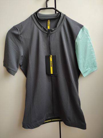 Brugt Mavic Essential Short Sleeves Women's Cycle Jersey Size M Carbon/Mint Cycling Clothing