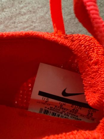 Used Nike Vaporfly 4% 2018 bike — image 3 of 5