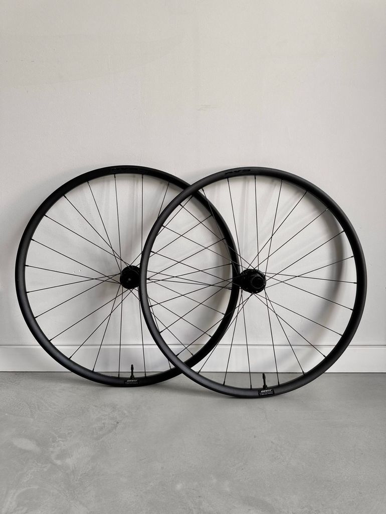 Used Giant PX2 Evo Wheelset bike — image 1 of 12