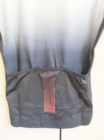 Used Mavic Essential Short Sleeves Women's Cycle Jersey Size M Deep Blue/White bike — image 7 of 13