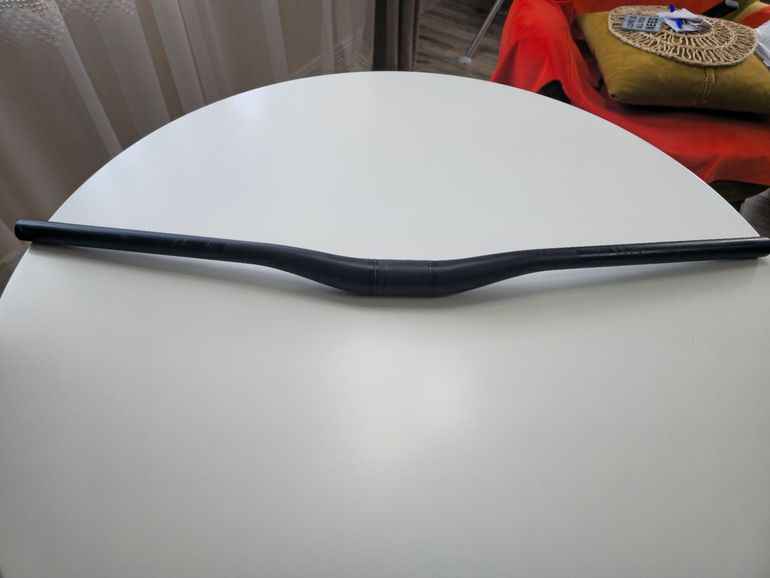 Used Pivot phoenix carbon bar 2026 bike — image 1 of 4