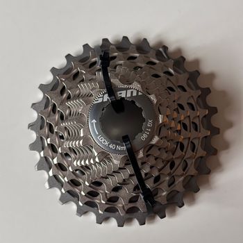 Used Sram XG-1190 11s 11-28T bike