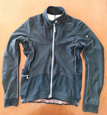 Brugt Assos Airblock 851 – Winter Cycling Thermal Jacket | Size L Cycling Clothing