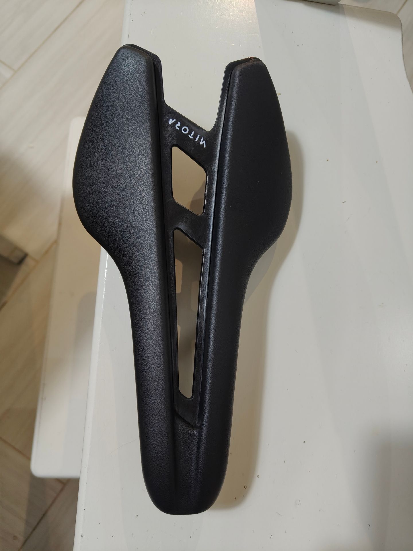 VELOMANN MITORA 139 HYPER CARBON サドル Velomann Mitora 139 Saddle - CICLIMATTIO