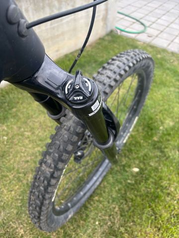 Brugt Marzocchi Bomber Z1 Fork 2025 bike — billede 2 af 8