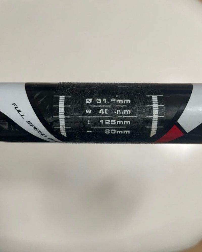 Used Fsa k force cintre bike — image 2 of 4