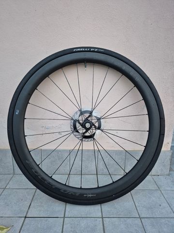Używany Fulcrum Speed 42 2024 bike — zdjęcie 4 z 6