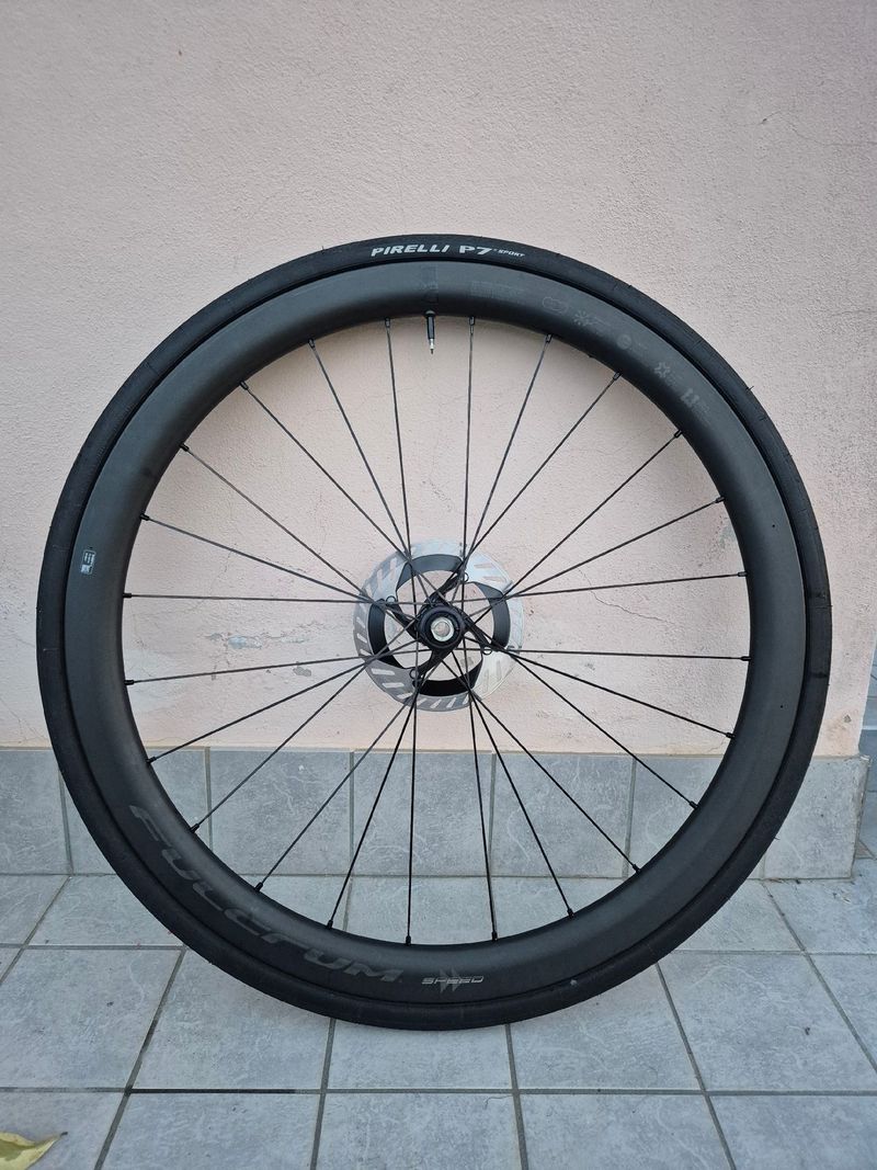 Używany Fulcrum Speed 42 2024 bike — zdjęcie 4 z 6
