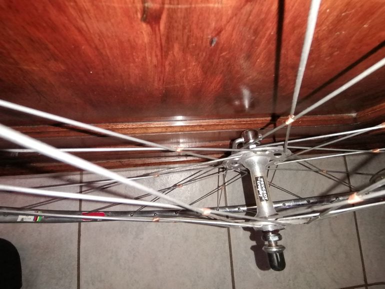 Used peugeot Trophy Wheel Set 700 1975 bike — image 3 of 8