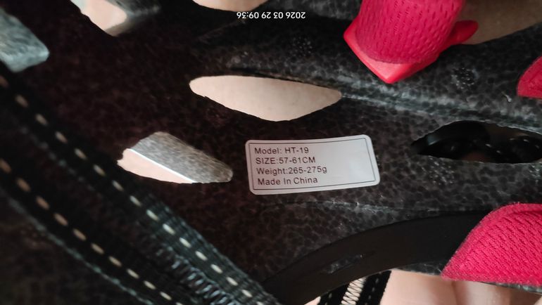 Used shinmax Casco bici Nero Bianco con visiera magnetica e retina interna 2019 bike — image 5 of 9