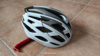 Used shinmax Casco bici Nero Bianco con visiera magnetica e retina interna 2019 bike — image 2 of 9