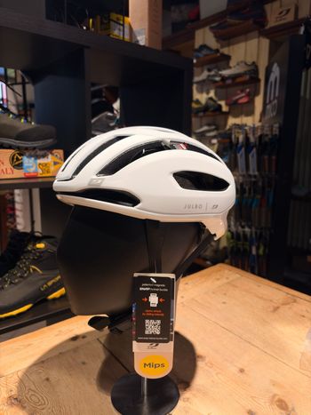 Used JULBO Finisher Helmet 2026 bike