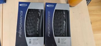 Used Schwalbe Rocket Ron 57-622 2025 bike