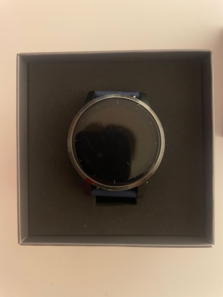 Used Garmin vivoactive 4 GPS Smartwatch bike — image 4 of 6