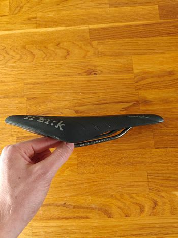 Fizik, Arione R3 Saddle