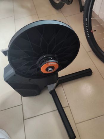 Used Elite Rivo Smart Trainer 2025 bike — image 3 of 3