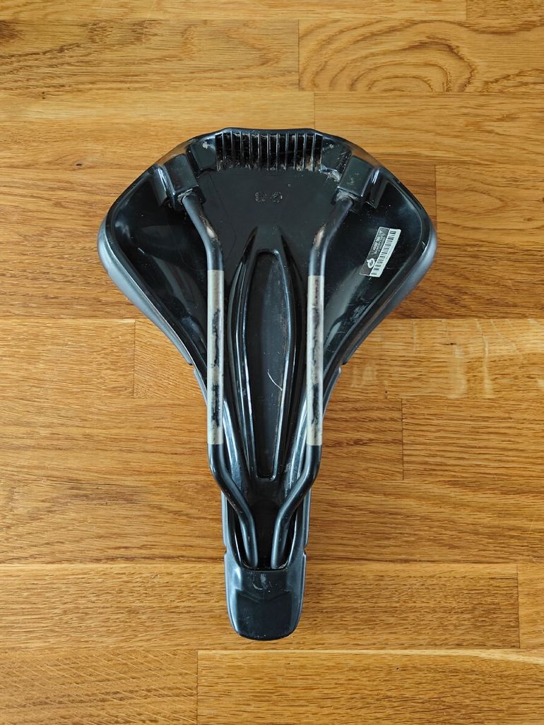 Used proxim W450 Saddle 2024 bike — image 2 of 3