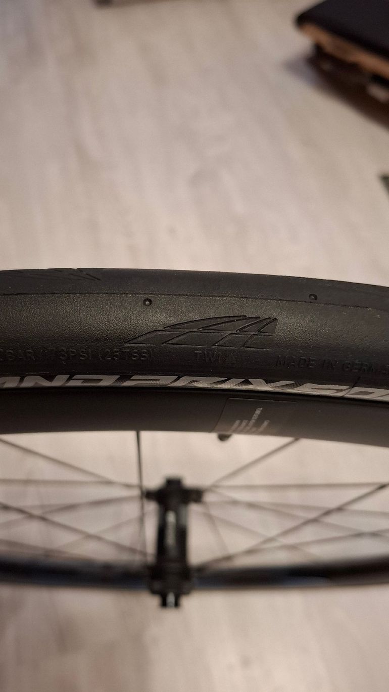 Used Look R50D 2025 bike — image 9 of 9