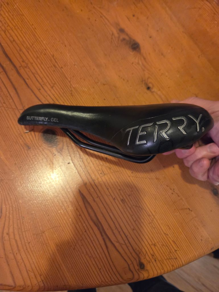 Used Terry Butterfly Gel Cromoly Saddle bike — image 2 of 4