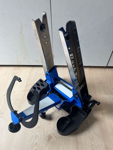 Used Park Tool TS-4.2 2024 bike — image 1 of 3